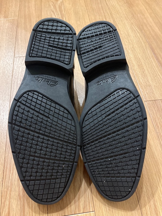 Clarks Men’s Leather Dress Shoes
